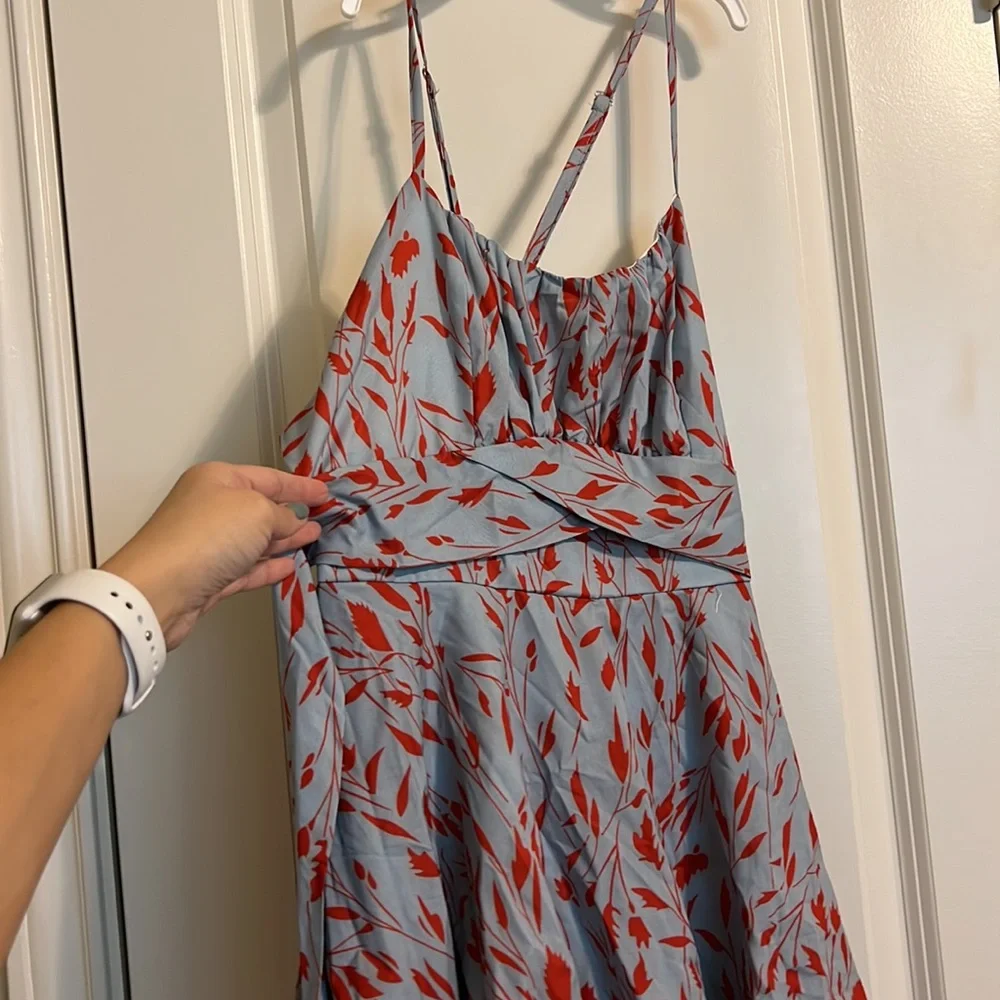 Spaghetti strap romper - Picture 5 of 7